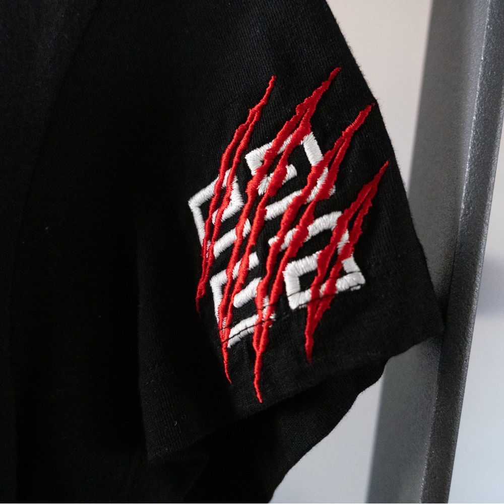 Givenchy Lion - image 3